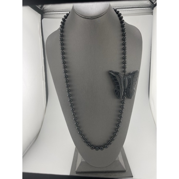 Vintage Mexican Onyx Necklace Black‎ Beaded Carved Butterfly Hand Knotted Estate